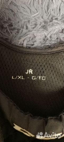 Вратарский нагрудник ccm jr