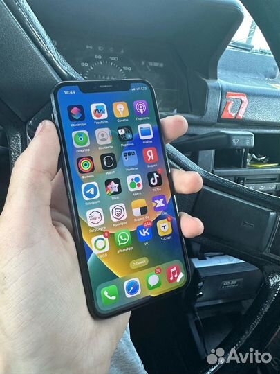 iPhone X, 256 ГБ