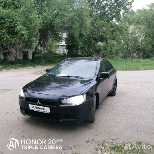 Mitsubishi Lancer 1.5 AT, 2010, 260 000 км