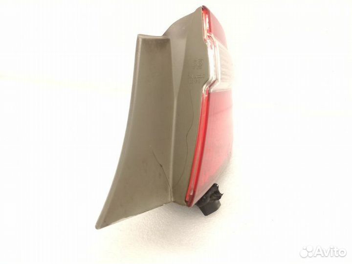 Фонарь задний правый Toyota Camry V50