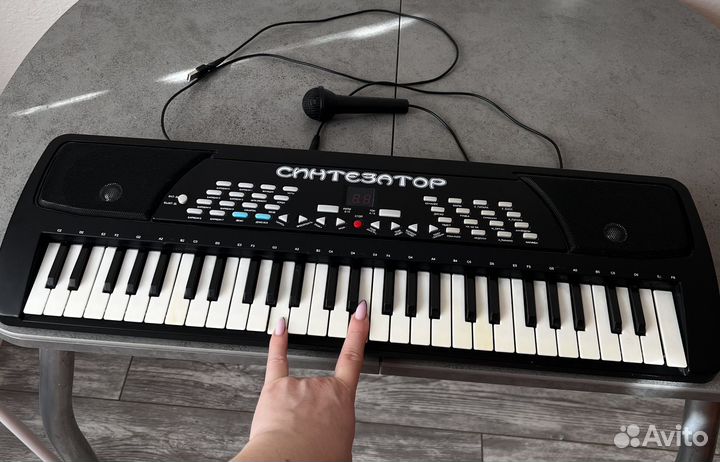 Синтезатор игрушка