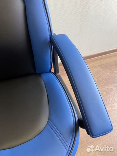 Офисное кресло. Удобное