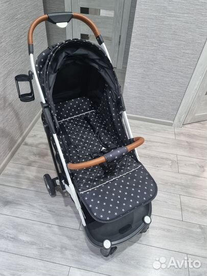 Прогулочная коляска Yoya Plus 3