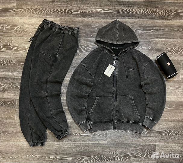 Спортивный костюм balenciaga