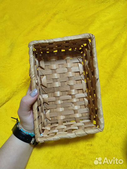 Корзина плетеная на кухню