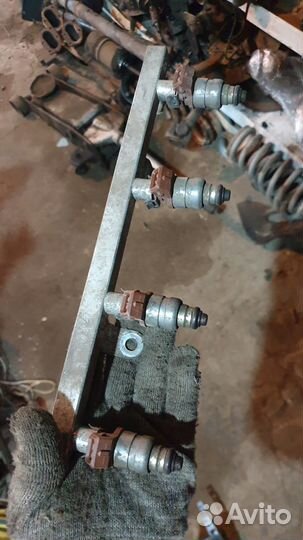 Рампа топливная в сборе шевроле лачетти 1.4 и 1.6