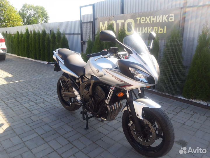 Yamaha FZ6S2