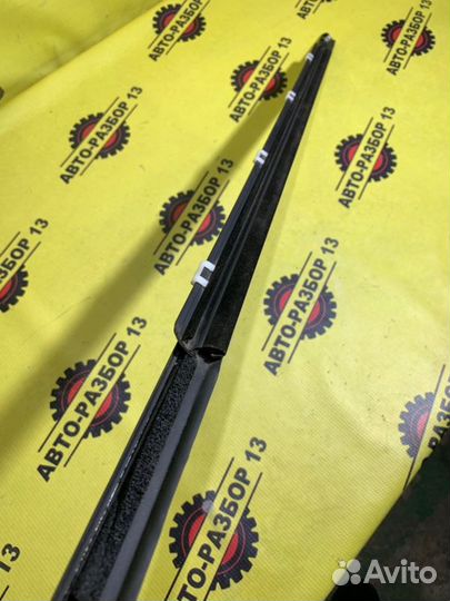 Молдинг стекла двери задний правый Kia Ceed 3 CD