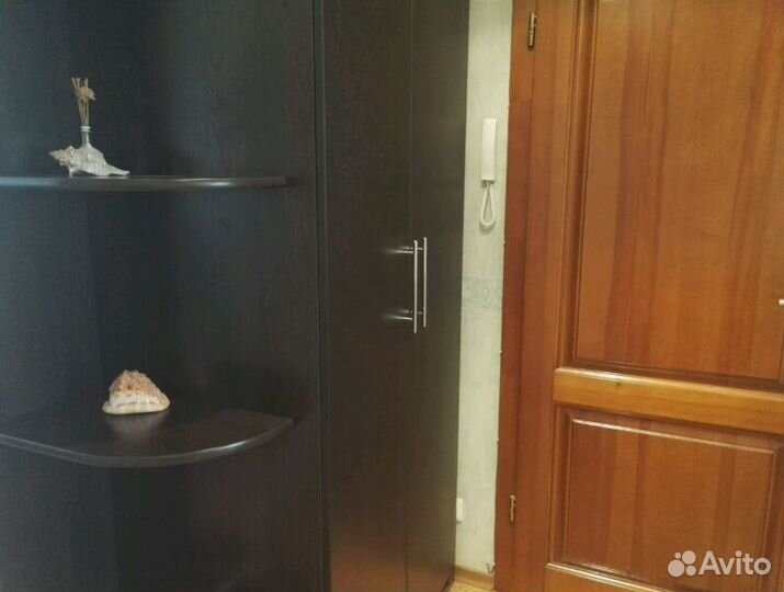 Шкаф