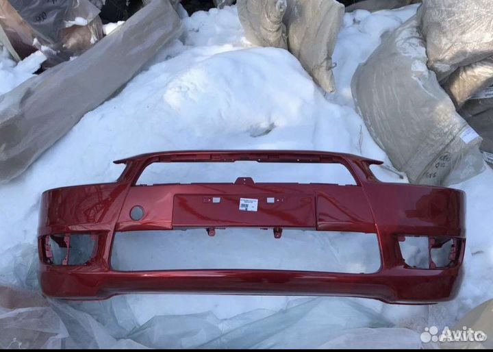 Бампер передний Mitsubishi Lancer 10.Красный