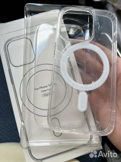 Чехол на iPhone 14 Pro