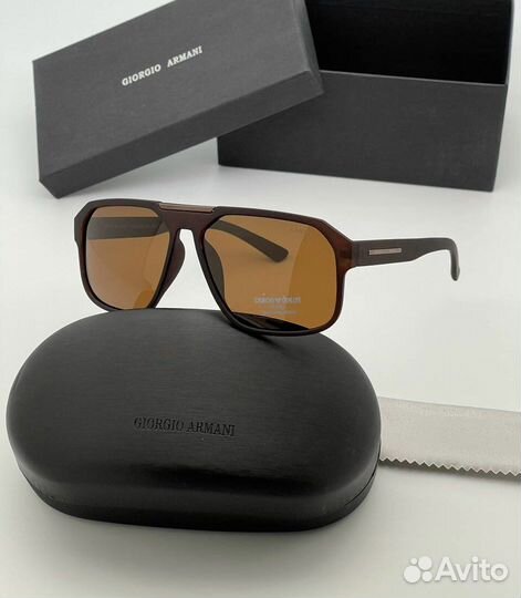 Солнцезащитные очки мужские Armani