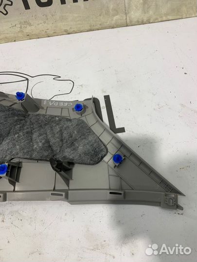 Накладка стойки задняя левая Kia Ceed JD 2012