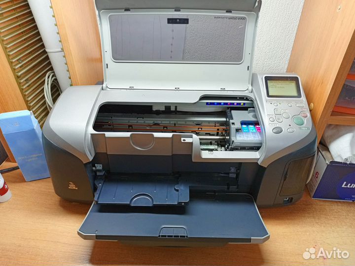 Принтер шестицветный Epson stylus photo r300