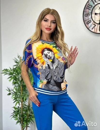 Спортивный костюм женский