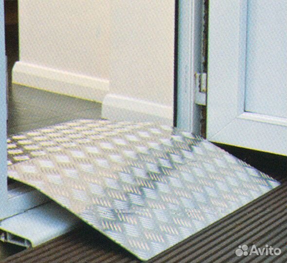 Пандус алюминиевый перекатной пороговый 68x60 см