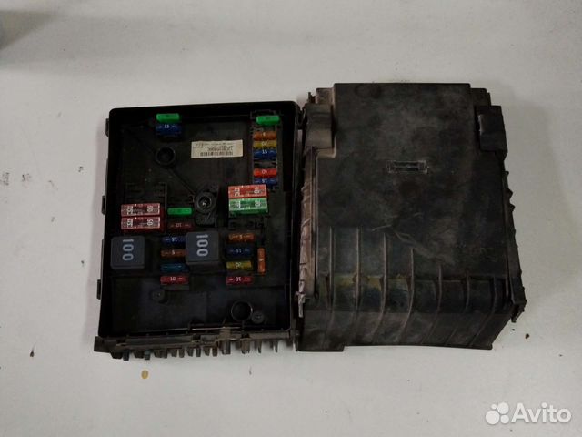 Блок предохранителей Шкода Октавия А5