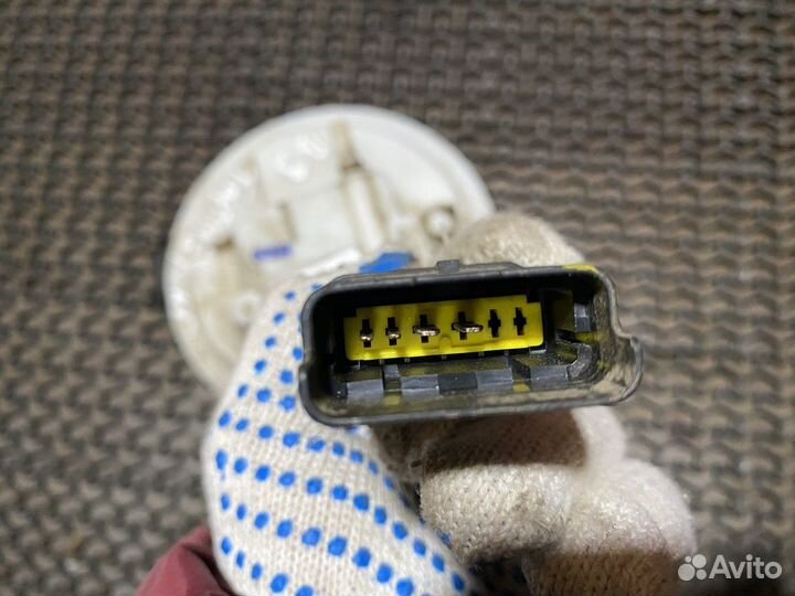 Насос топливный Партнёр В9 Peugeot Partner