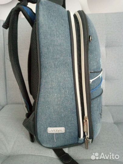 Рюкзак школьный