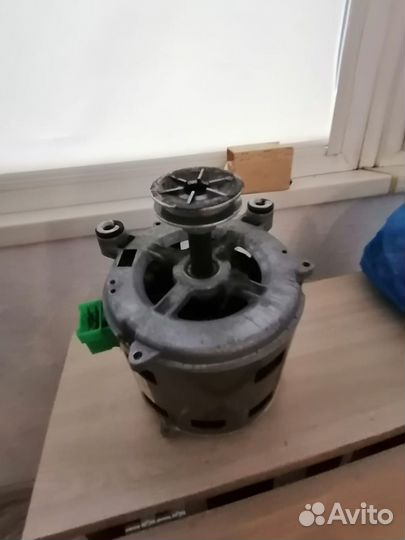 Двигатель от стиральной машины