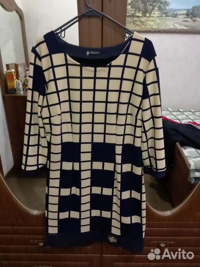 Платье женское