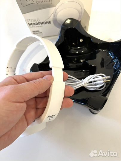 Проводные наушники с микрофоном