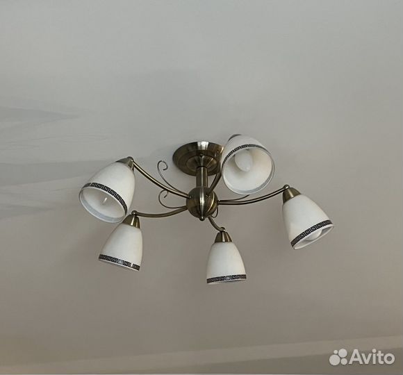 Люстра потолочная