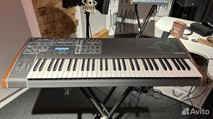 Синтезатор Virus TI 2 Keyboard