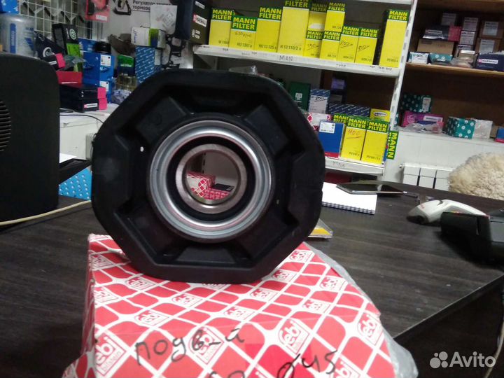 Подвесной Мерседес Atego