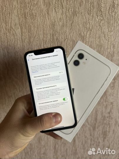 iPhone 11, 64 ГБ