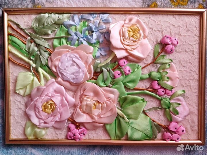 Картины из атласных лент