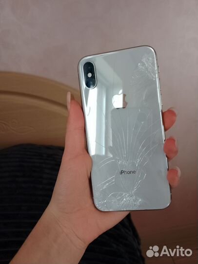 iPhone Xs, 64 ГБ