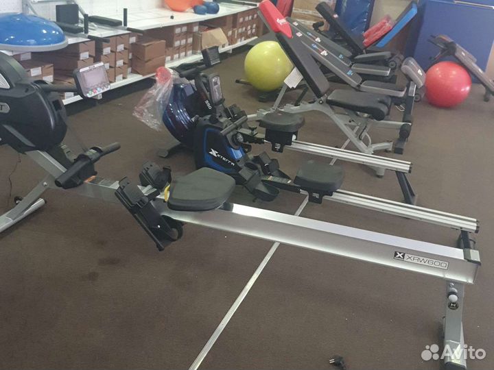 Гребной тренажер spirit XRW600