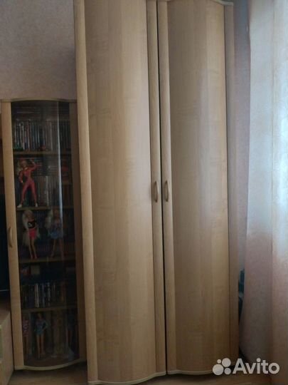 Стенка в гостиную бу