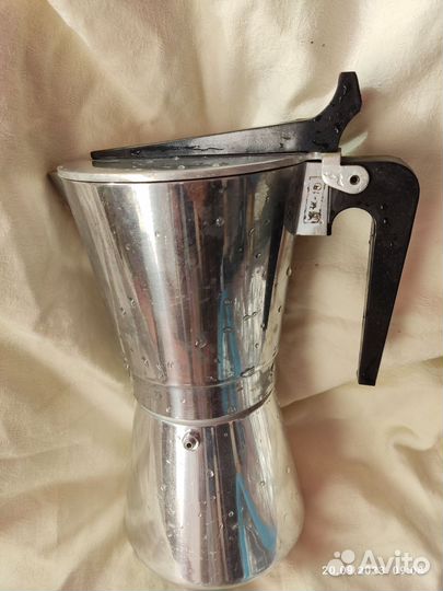 Гейзерная кофеварка