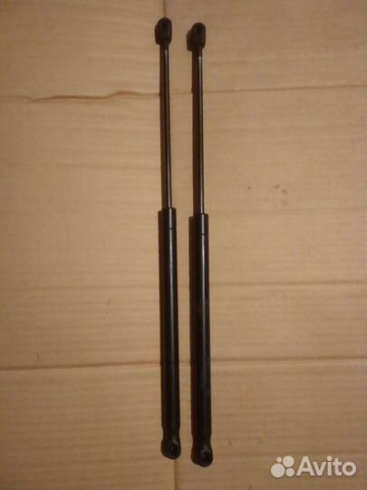 Доводчик VW Eos