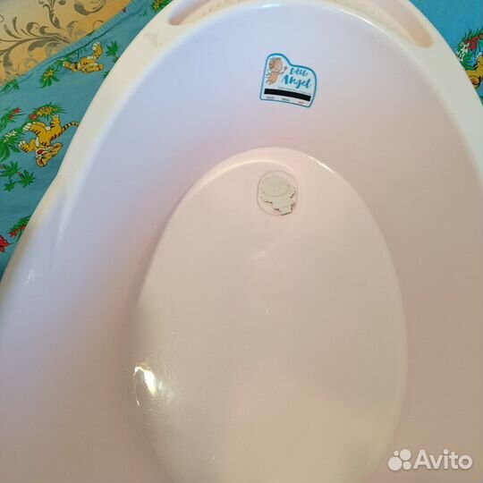 Ванночка для купания с горкой