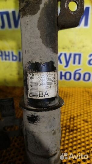 Стойка амортизатора переднего правого Opel Astra