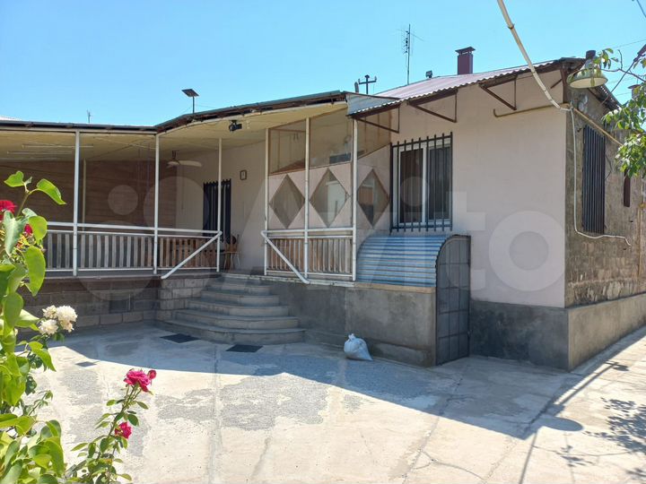 Дом 100 м² на участке 1100 м² (Армения)