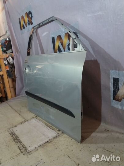 Skoda Fabia 2007- Дверь Передняя правая 18579