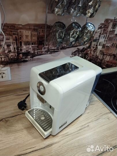 Кофемашина Adesso Mini