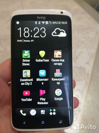 Телефон HTC
