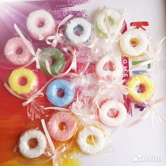 Подорочное мыло ручной работы пончики