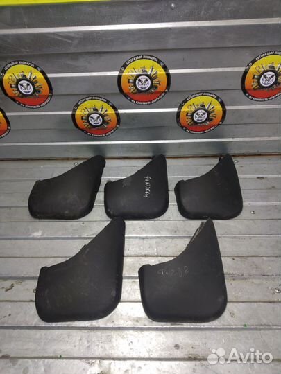 Брызговик задний правый Ford Fusion