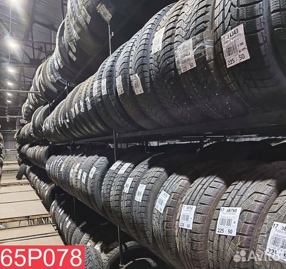 Nokian Tyres Hakkapeliitta 8 SUV 235/65 R17 98N