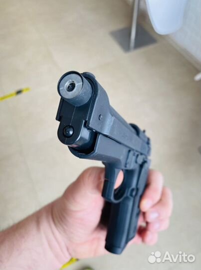 Зажигалка Беретта черная матовая