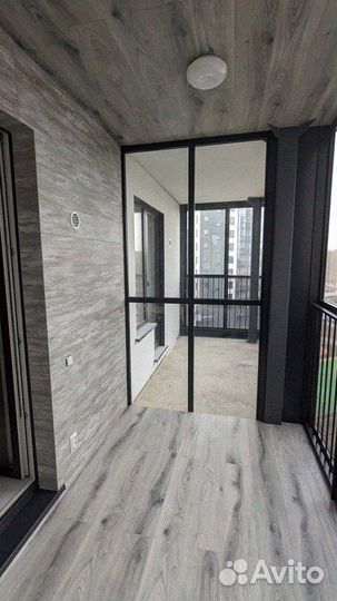 Остекление и отделка балконов под ключ