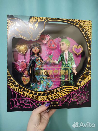 Monster High Howliday Love Edition Cleo and Deuce