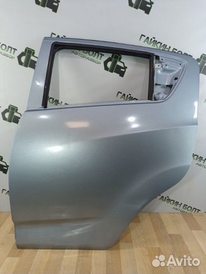 Дверь боковая задняя левая Chevrolet Spark 3