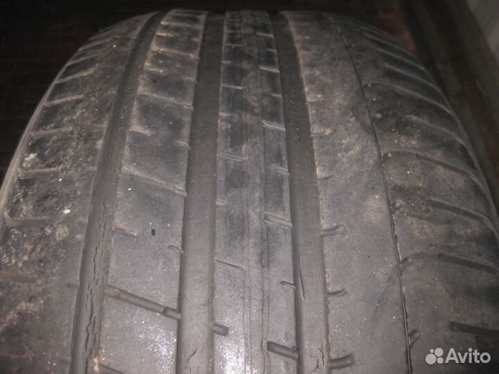 Pirelli P Zero 245/45 R19 98Y